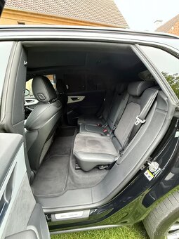 Rok 2023 Audi Q8 3.0 45 TDI Quattro S line - 14