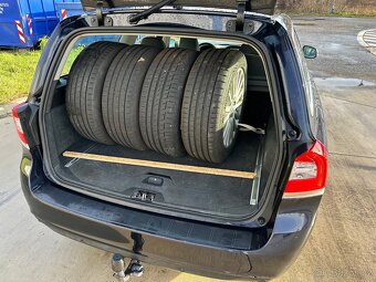 Volvo V70 D3 • Automat • Facelift • 2015 • Perfektní stav - 14