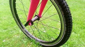 Dětské kolo model 2024 s páčkovým řazením - 14