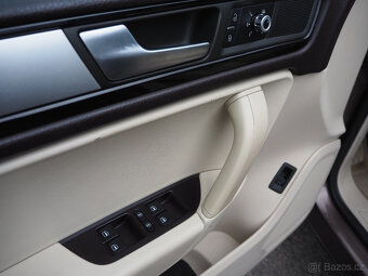 Volkswagen Touareg 3.0 TDI KŮŽE,KLIMA, TZ - 14