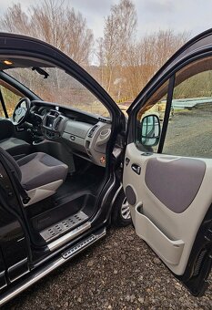 Opel Vivaro 2.5 CDTI L2H1 COMBI - 14