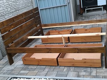 Prodám manželskou postel + Matrací + Šuplíky - 14