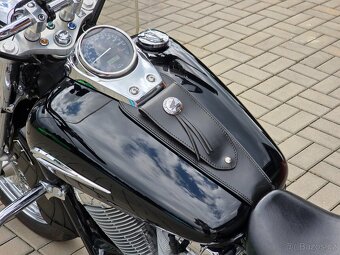 Honda VT 750C Shadow ABS, původ ČR, servisní knížka, doplňky - 14