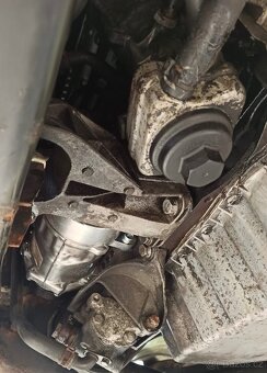 VW T5 MULTIVAN 1.9 TDI - 14