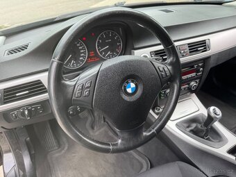 BMW E90 318i 95kW 2007 manuál - 14
