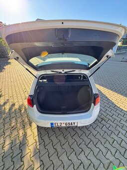 E-GOLF 36kWh, dojezd 266 km, 57tys.km - 14