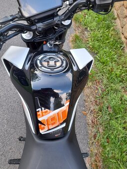 KTM 390 Duke - 14