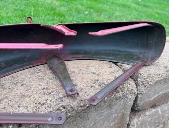 Jawa 250 350 Sport - přední blatník - 14