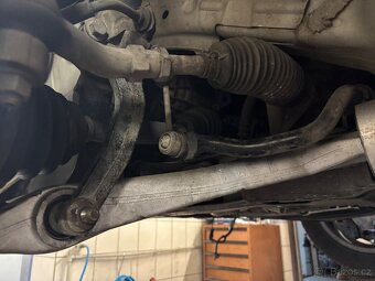 Predám alfa romeo 159 1,9jtd 110kw - 14