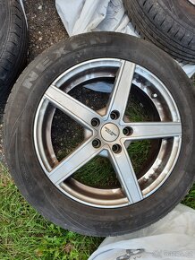 Hliníkové ráfky a letní pneumatiky značky NEXEN 215/60R17 - 14