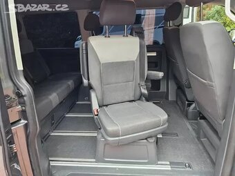 VW Multivan T5 2.0 TDI 103kW,7.sedadel,Webasto,Tažné,Navi,Te - 14