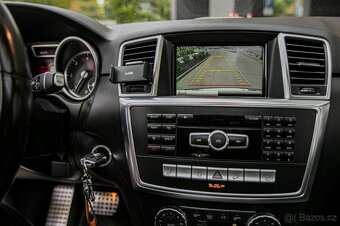 Mercedes-Benz ML 350 BLUETEC 4MATIC AMG - 14