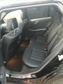 Mercedes-Benz Třídy E 220 Full led 4matic Panorama -DPH - 14