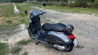 Prodám Vespa 300 Gts Hpe Touring rv 2021 - 14