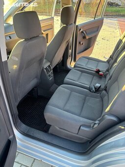 VW Touran 1.6i, rok 2005, nové rozvody - 14