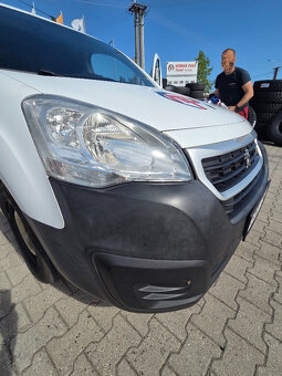 Malá dodávka Peugeot Partner - 14
