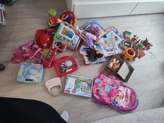 Hračky, odrážedlo, traktory, auta, pro nejmenší - 14