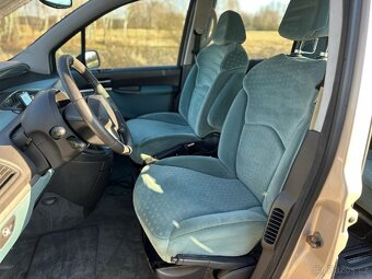 Peugeot 807 2.2hdi 94kw dovoz Rakousko ser.knizka - 14