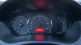 SUZUKI SWIFT 1.6i SPORT NAVIGACE - 14