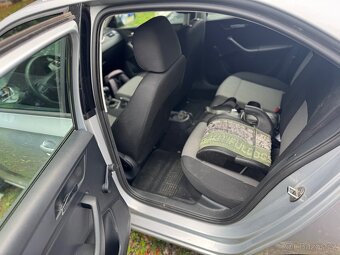 Škoda Rapid,VW Jetta,Seat Toledo - 14
