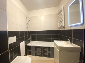 Pronájem bytu 3+kk/2xB/PS, Praha 10 - ul.Kryšpínova - 14