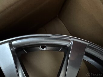 Zimní pneu Continental na discích 18” 235 45 r18 5x108 - 14