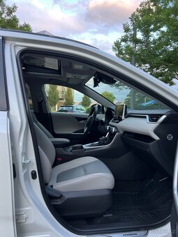 Toyota Rav 4 Hybrid, 2021,Automat, Nová STK - 14