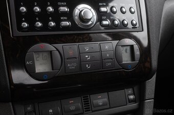 FORD FOCUS Ghia 1.6 85kw NOVÁ STK - 14