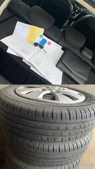 Hyundai i10 1.1 51kW - 14