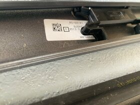 LAND ROVER DISCOVERY - 14