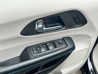 Chrysler Pacifica 3.6 214kw 2021 - 72 tis km - 14