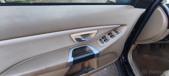 Volvo XC90 Manuál, Diesel, s luxusní výbavou - 14