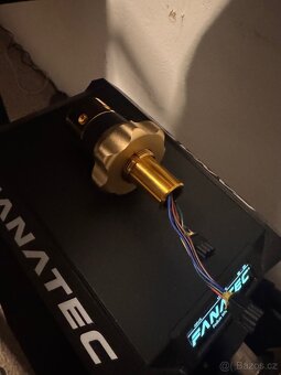 Sim racing set Fanatec DD1 + CSL Elite V2 + Playseat - 14