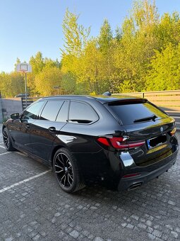 BMW 530e X-Drive Plug-in hybrid M Packet, rok 2021 - 14