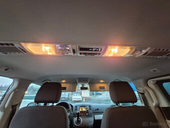 VW Multivan 2,0 TDI/DSG/4x4/1. MAJITELKA/TAŽNÉ ZAŘ./2015/ - 14