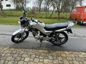 Yamaha YBR 125 - 14