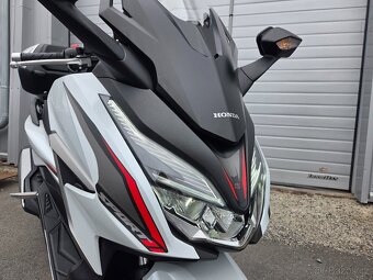 HONDA FORZA 350 2022 8200KM - 14