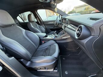 Alfa Romeo Stelvio 2.9T 510ps 29tkm/1.maj/stav nového/ - 14