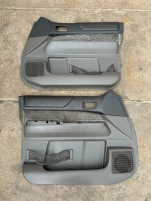 Interiér, plasty a sedačky Nissan Patrol Y61 3dv. - 14