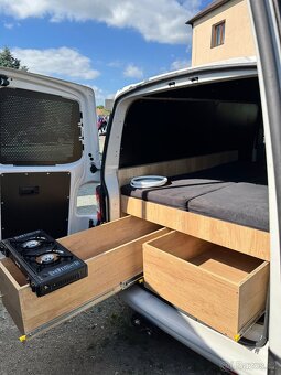 Transportér T5.1. Long  (CamperVan) - 14