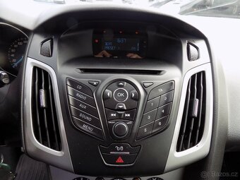 Ford Focus 1.6 TI-VCT 77 KW TREND, 1. MAJ. ČR - 14