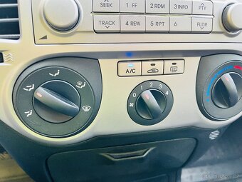 HYUNDAI i 20 1.2 i BENZÍN 57 kW NAJETO JEN 26 TIS KM  - 14