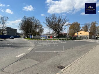 Pronájem pozemku s kancelářemi a garáží ve Vratimově - 14