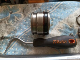 1,5t hydraulický nůžkový zvedák DDR přetěsněný + nový olej - 14