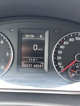 VW Touran Style 2.0TDI, 125kw, 12/2011, 7.míst, DSG - 14