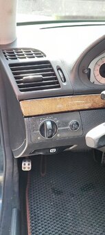Mercedes Benz W211E270 - 14