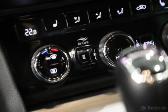 Škoda Superb 3 iV combi TSI 160kW DSG - záruka Autodraft - 14
