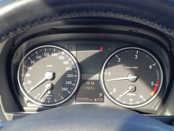 BMW 330d xDRIVE - 14