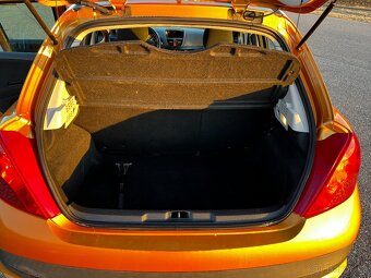 Peugeot 207 1.4 - 14