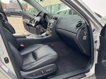 Lexus IS250 - 14